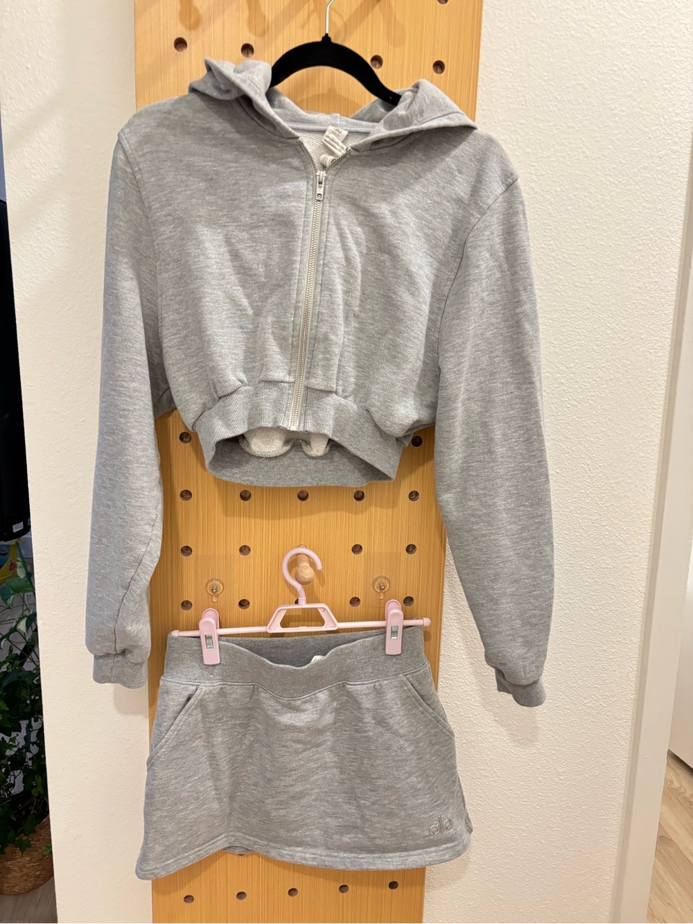 Alo Cropped Gray Zip Hoodie and Skirt Set